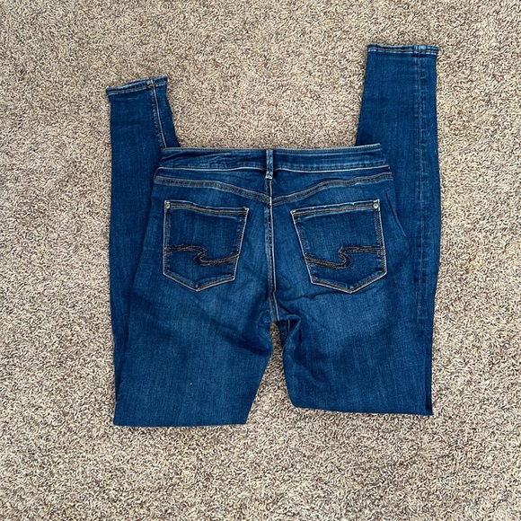 Silver Jeans Avery Super Skinny size 28 - Picture 2 of 3